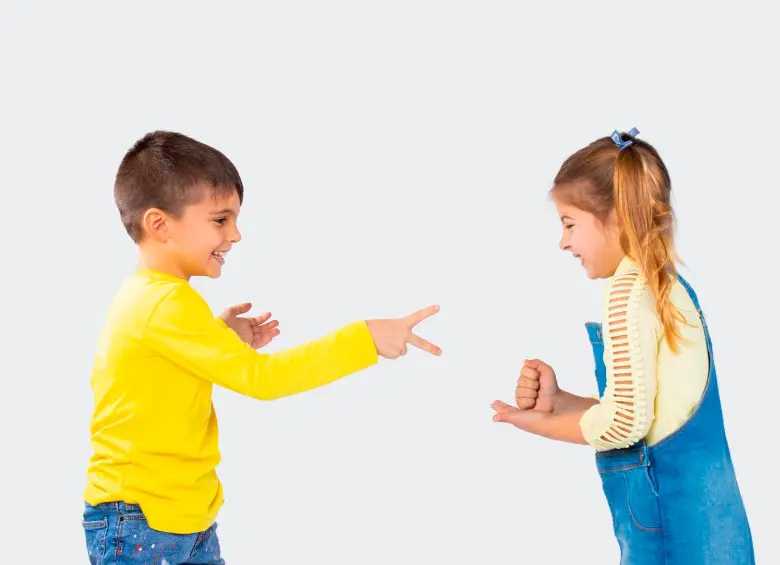 Niños jugando